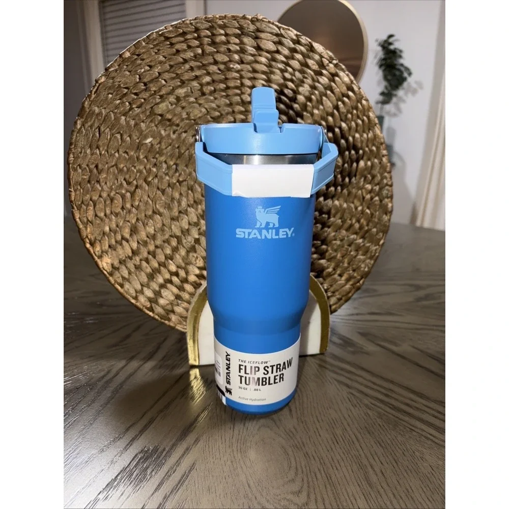 Stanley 30 oz NWT RARE LIMITED EDT Stainless Steel IceFlow Straw Tumbler Azure - Picture 1 of 8